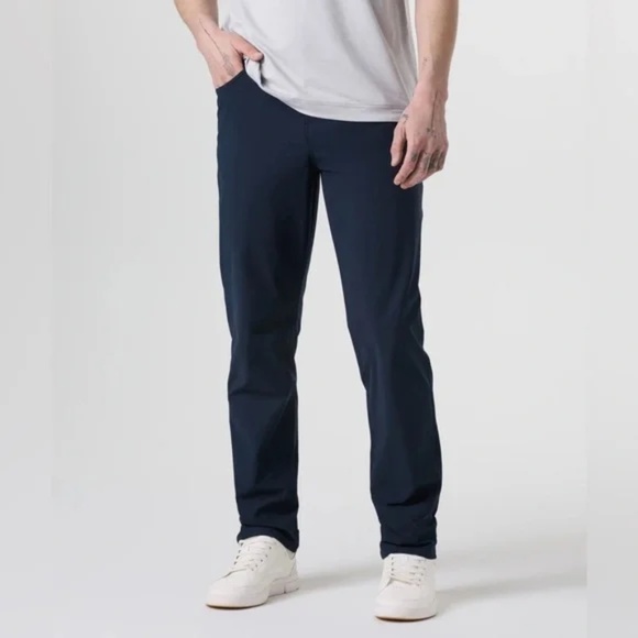 Vuori Meta Pant size 32 navy blue - Picture 1 of 5